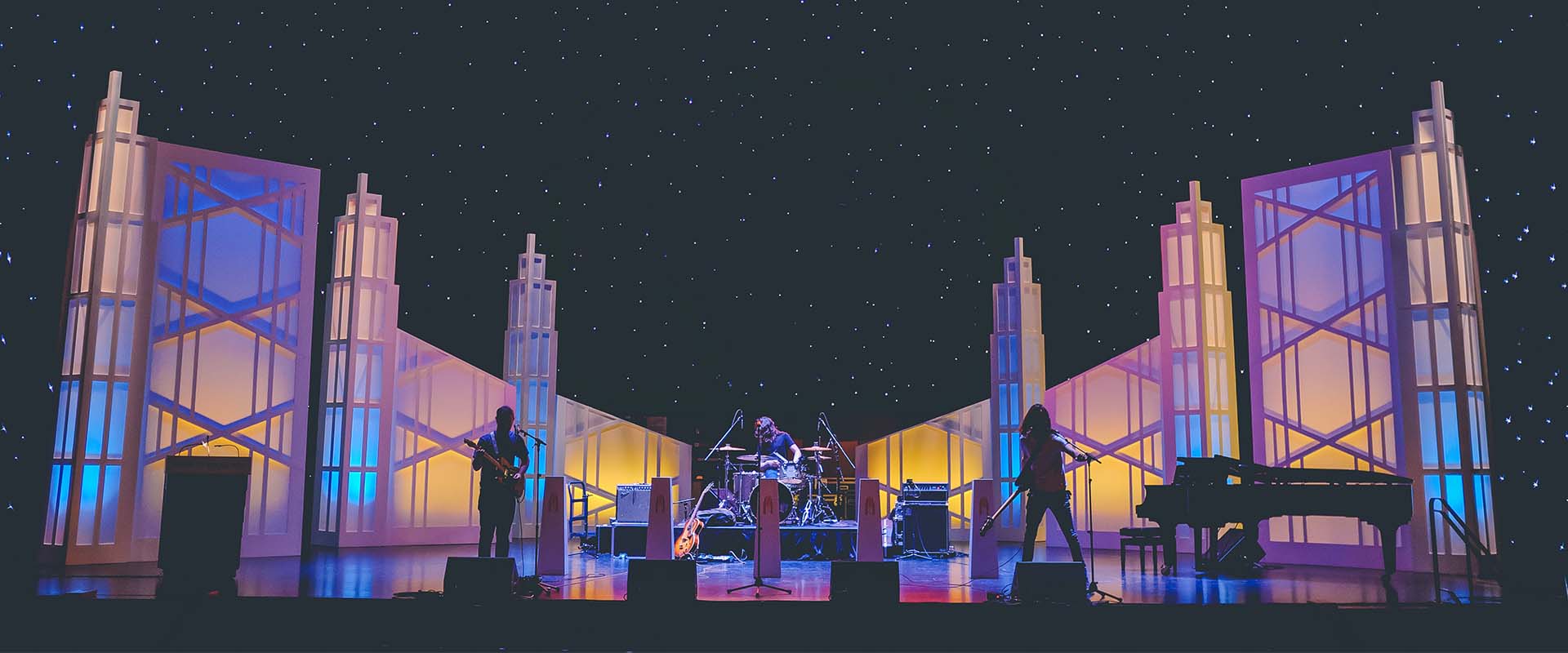 Best Shows in Vegas Flying Under the Radar