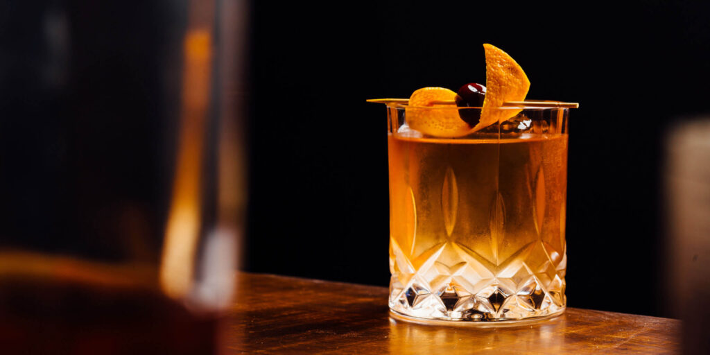 Old Fashioned whiskey drink